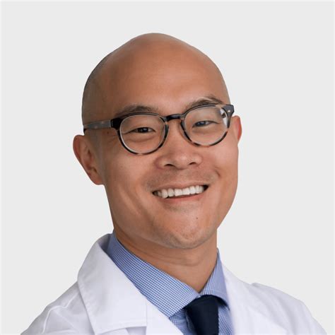 hip and knee surgery greenwich|Kevin J. Choo .